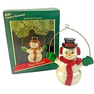 1988 Hallmark Vintage Wiggly Snowman! Features movement!